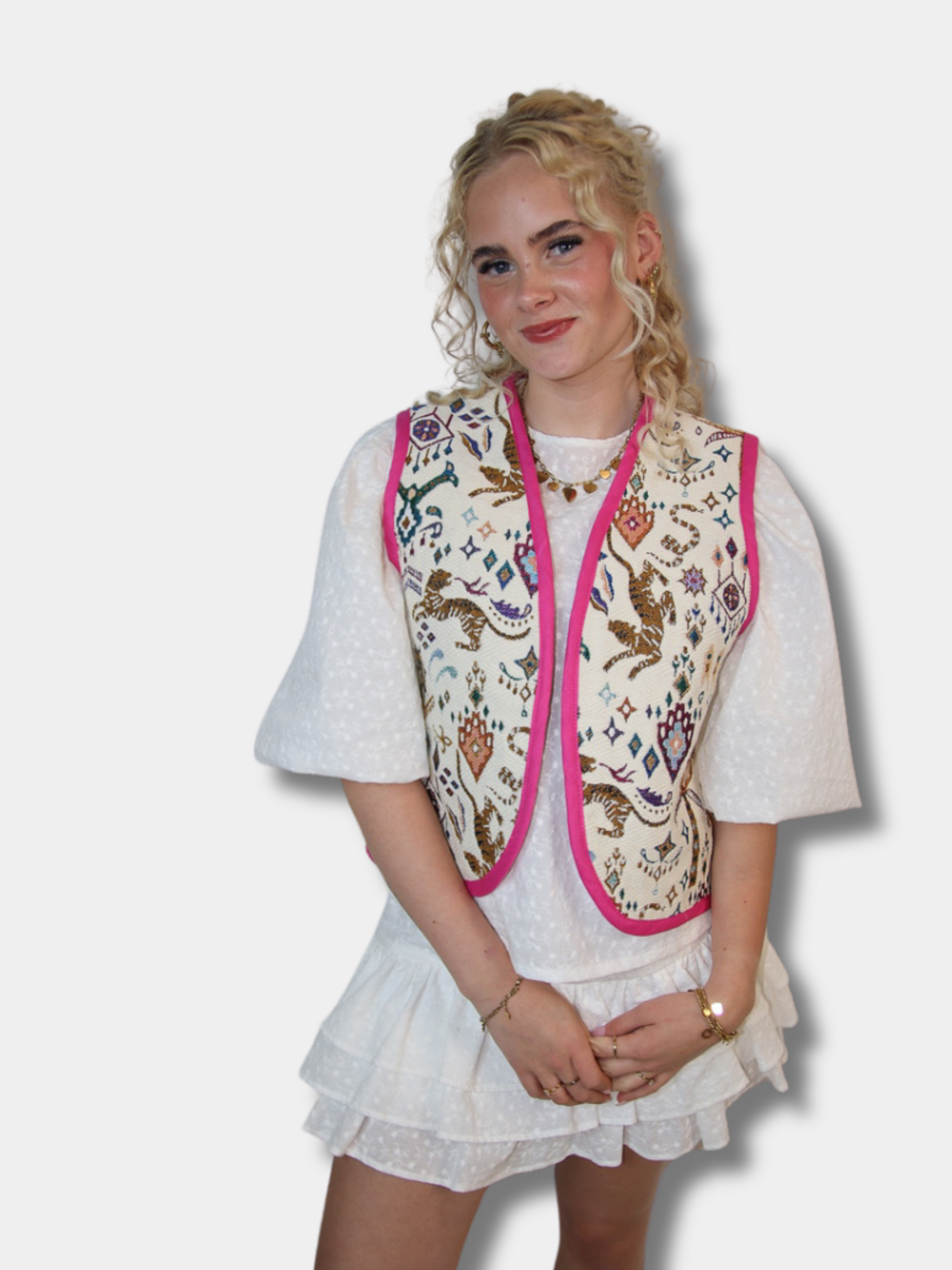 Laumiere du soleil gilet créme