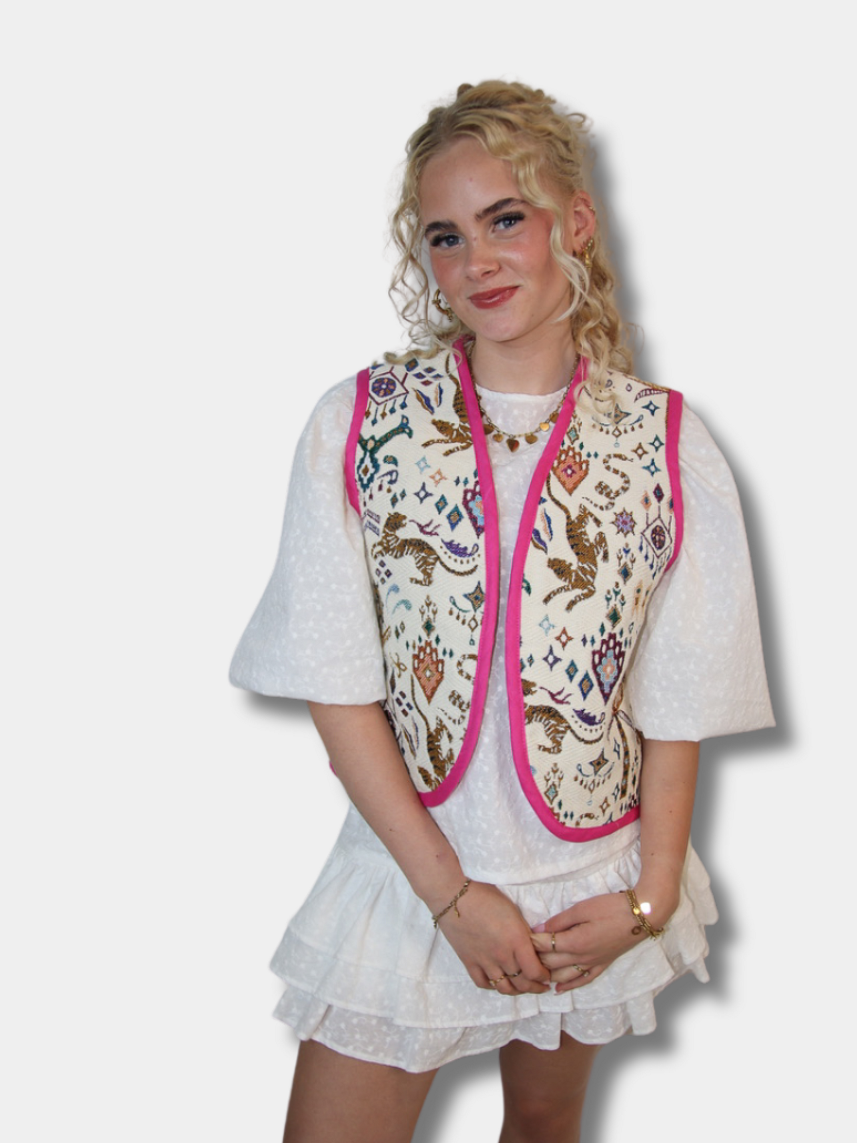 Laumiere du soleil gilet créme